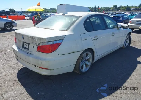 2009 BMW 528I из США, поврежденный, VIN WBANU53589C121625